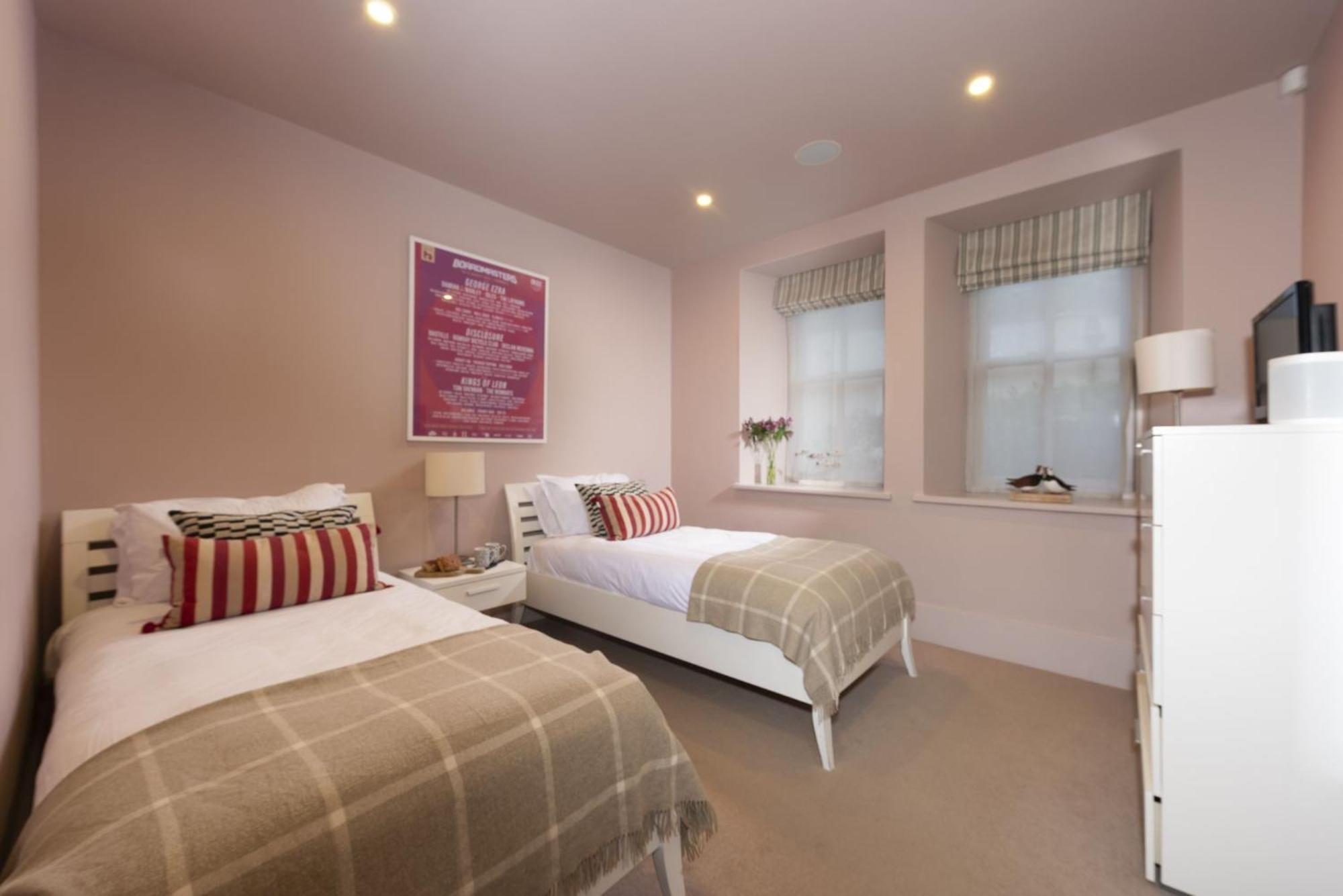 Holiday home 2 The Whitehouse, Watergate Bay Newquay (Cornwall)